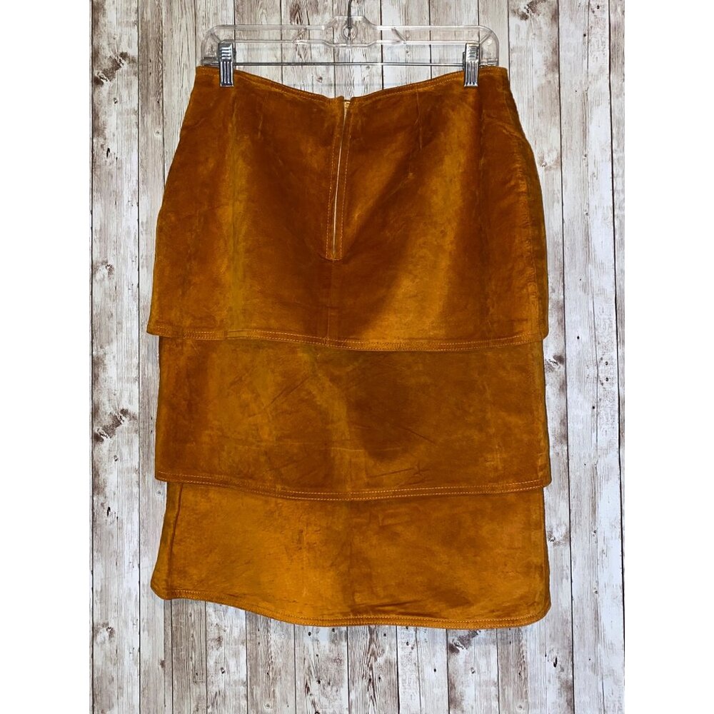 Women's Vintage Cedars 100% Suede Leather Zipper Skirt Size 12 Cross Front Lined - Picture 3 of 6